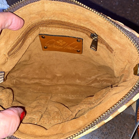 New with tags Patricia Nash nice large wristlet - Picture 7 of 7